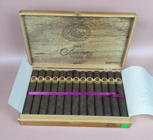 PADRON 1964 ANNIVERSARY- IMPERIAL (MADURO) 6 x 54 VINTAGE 1998 CIGARS - AGED 26 YEARS.