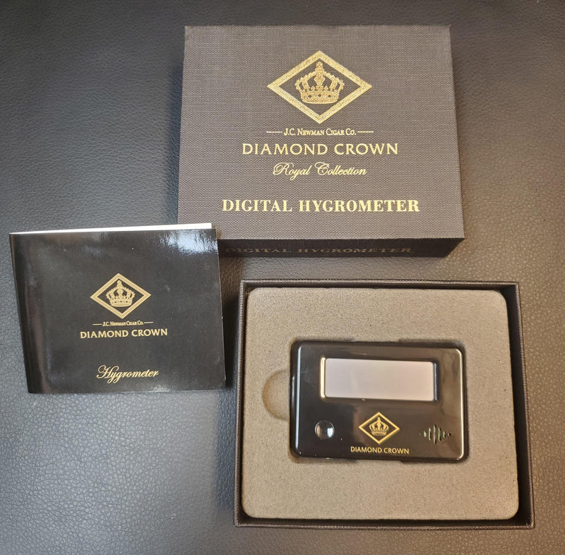 DIAMOND CROWN <br> PRECISION HYGROMETER