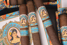 Load image into Gallery viewer, LA AROMA DE CUBA <br> MI AMOR
