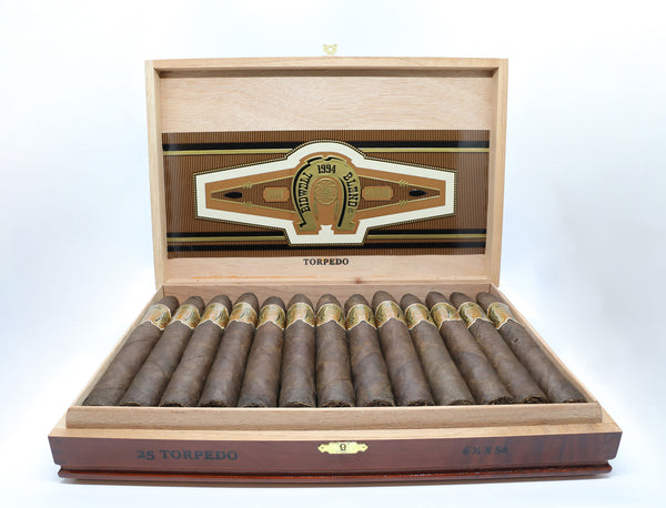 BIDWELL BLEND® <br> ISHI™ MADURO <br> by MARCUS DANIEL®