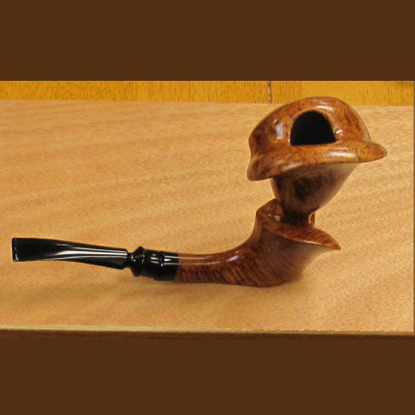 RUDI APELT <br> HAND MADE PIPE