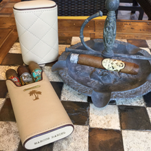 Load image into Gallery viewer, MARCUS DANIEL LEATHER CIGAR TRAVEL CASE