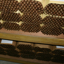 Load image into Gallery viewer, MEDIUM AROMATIC™ CIGAR